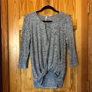 Grey Quarter-Sleeve Tunic/ Blouse